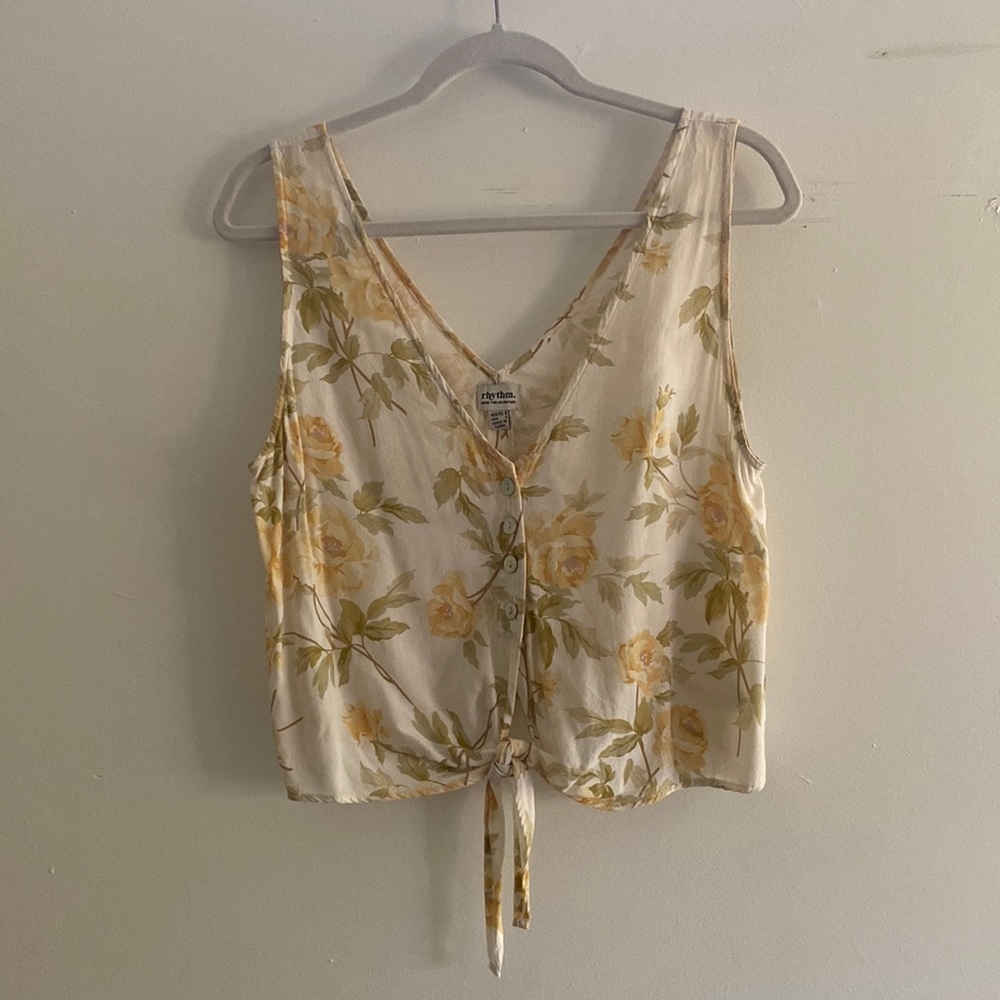 Rhythm. Floral Crop Top